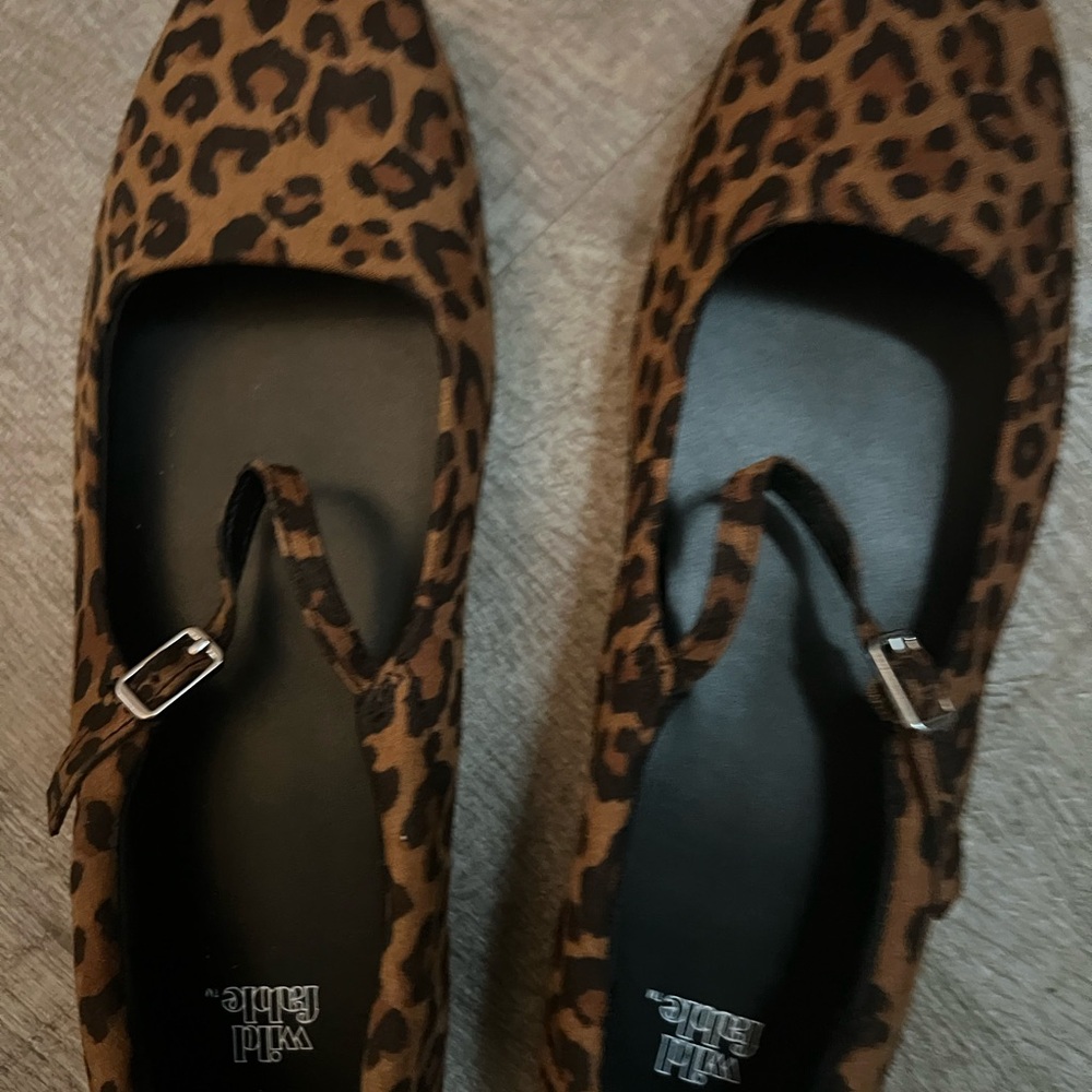 Wild Fable Brown and Black Leopard Print Loafers